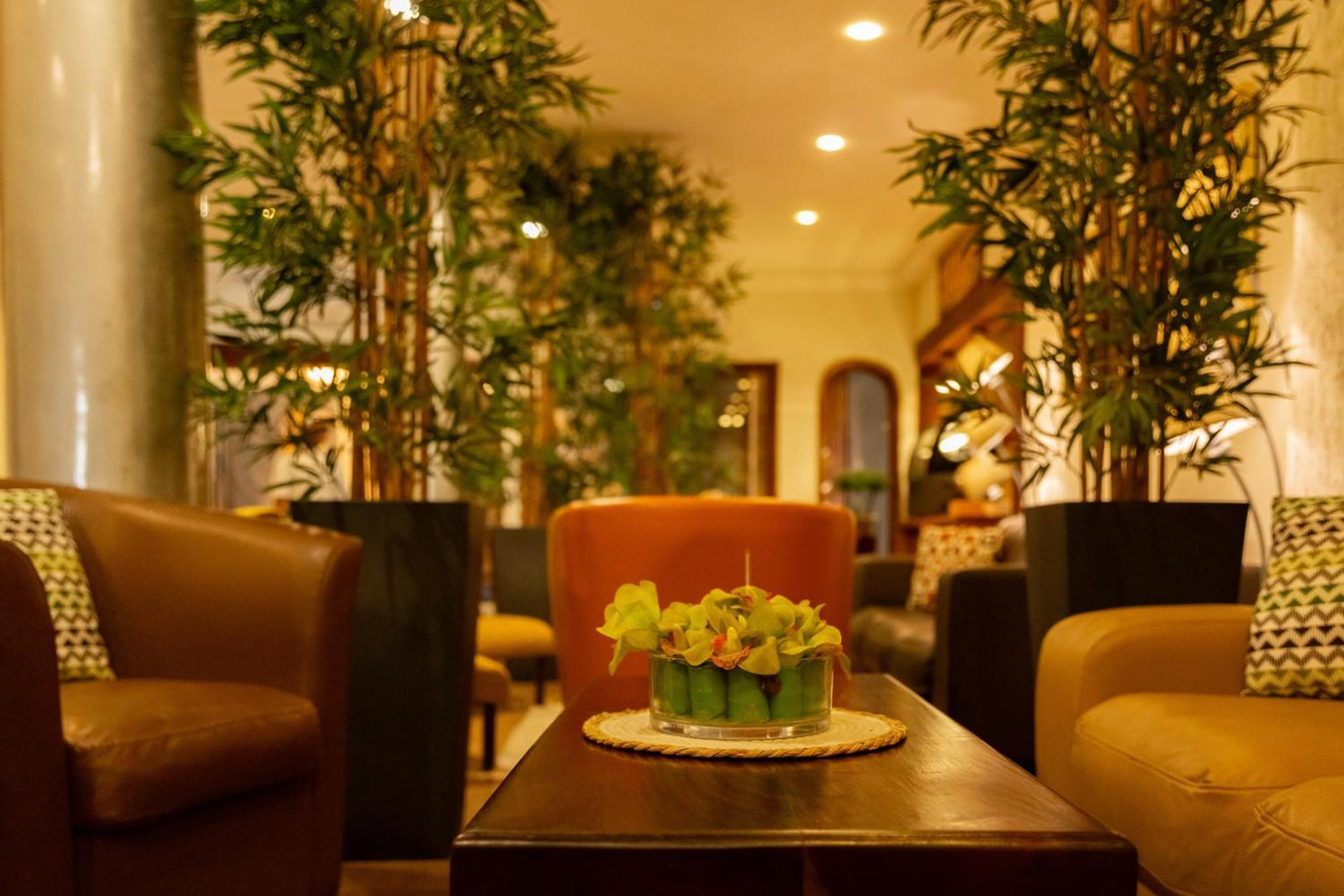 Hotel Du Lac Cotonou Ngoại thất bức ảnh