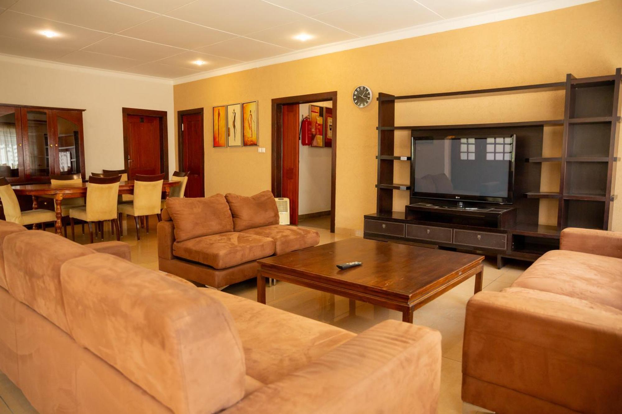 Hotel Du Lac Cotonou Ngoại thất bức ảnh