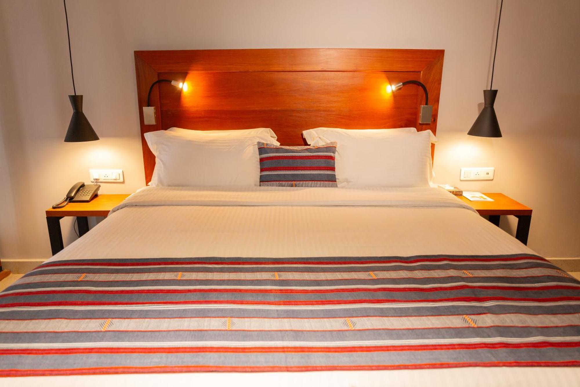Hotel Du Lac Cotonou Ngoại thất bức ảnh