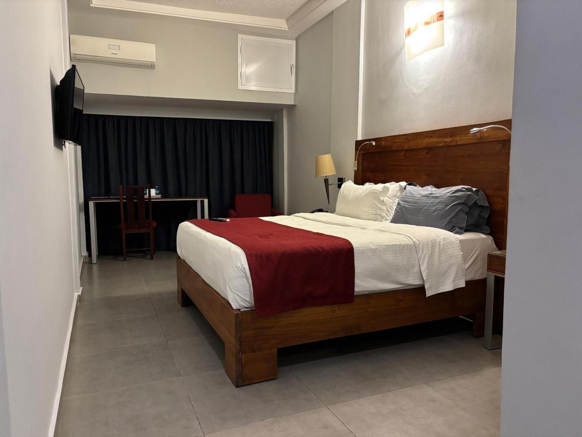 Hotel Du Lac Cotonou Ngoại thất bức ảnh