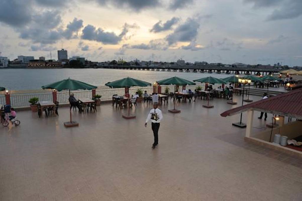 Hotel Du Lac Cotonou Ngoại thất bức ảnh