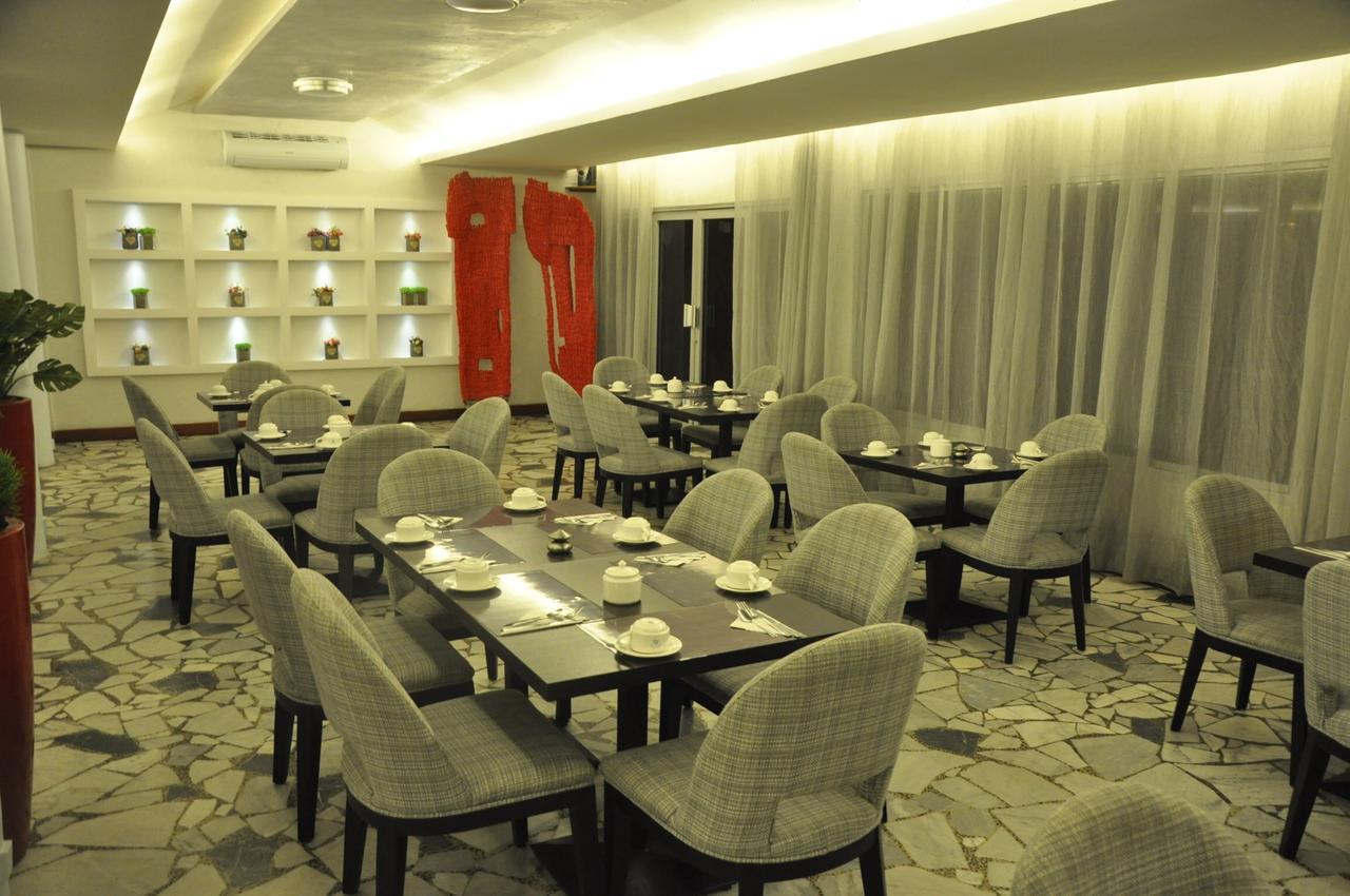 Hotel Du Lac Cotonou Ngoại thất bức ảnh