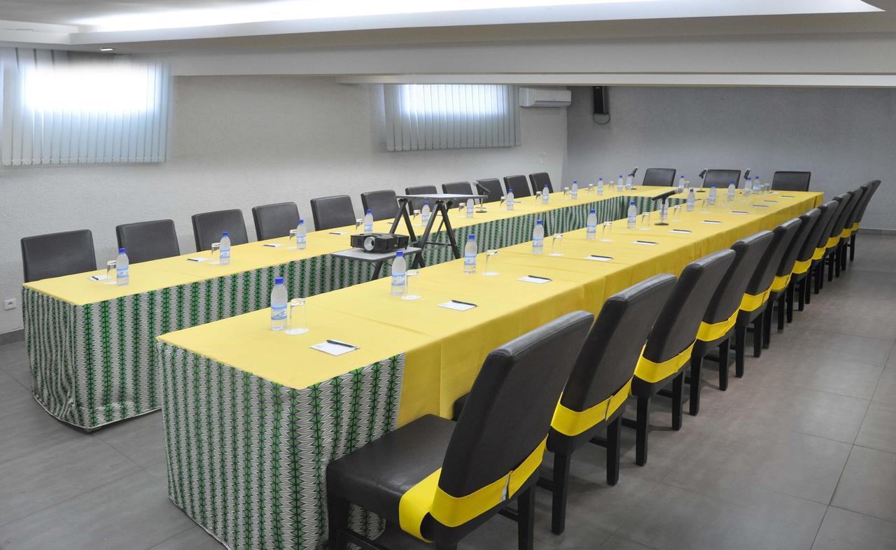 Hotel Du Lac Cotonou Ngoại thất bức ảnh